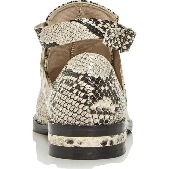 Freda Salvador Womens Spark B/W Snake Print Ankle strap Booties Shoes NWT - Picture 3 of 3